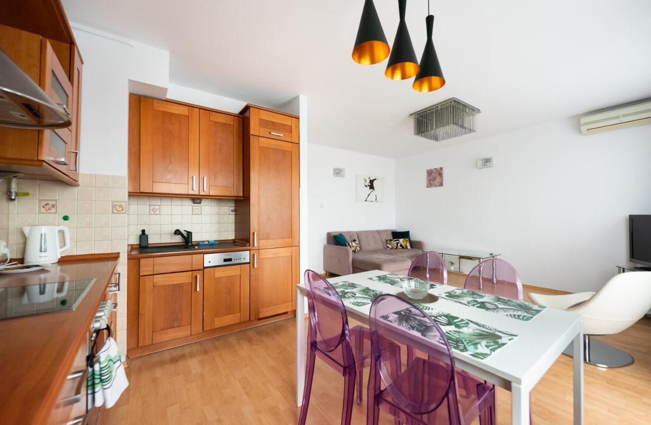 Ken 54 2-Bedroom Apartment Warsaw Exterior photo